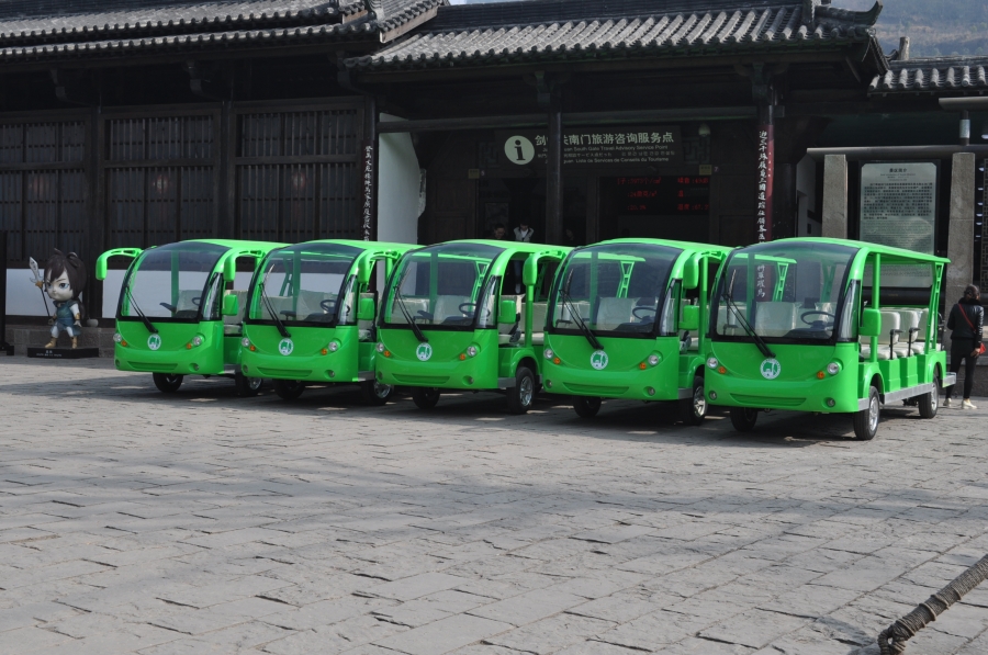 专业电动巡逻车、电动观光车制造商